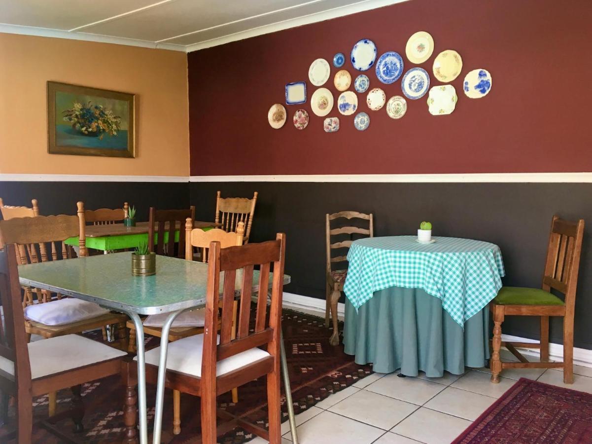John Montagu Accommodation ภายนอก รูปภาพ