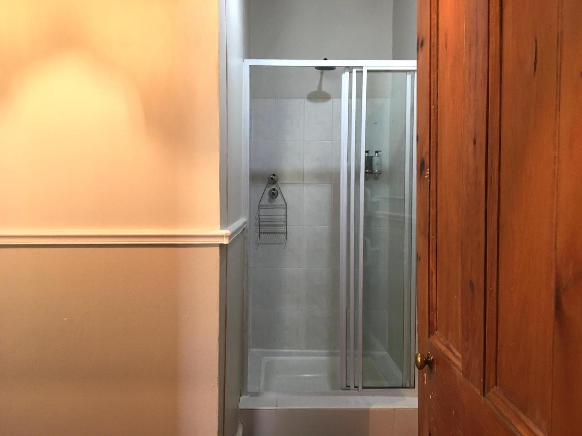 John Montagu Accommodation ภายนอก รูปภาพ