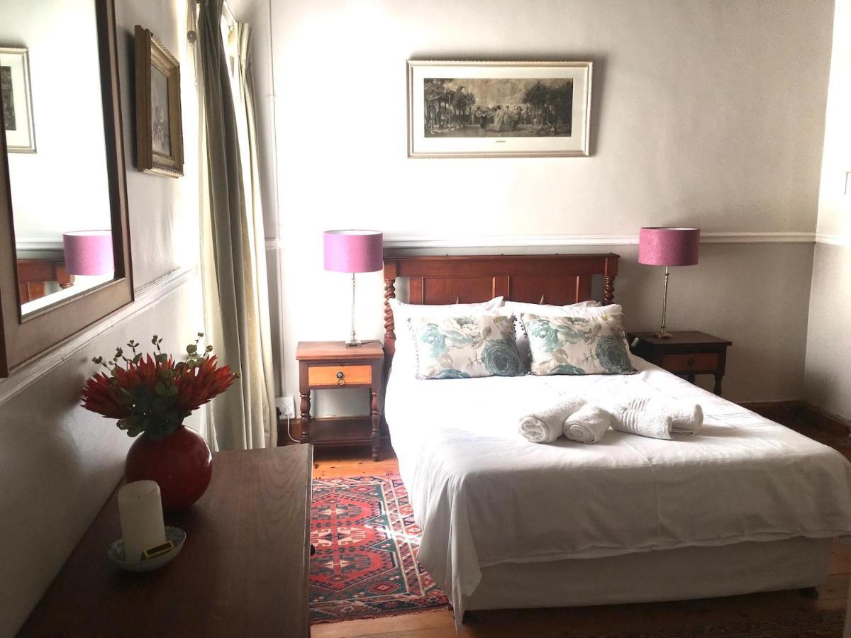 John Montagu Accommodation ภายนอก รูปภาพ